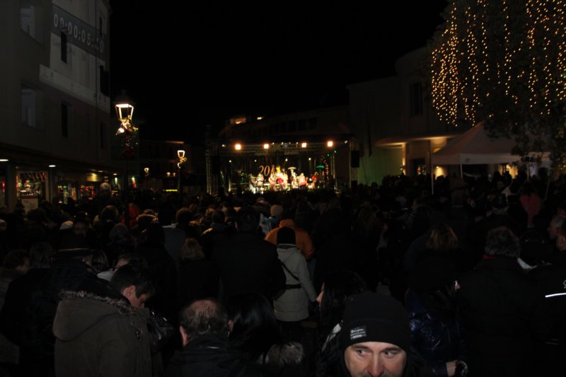 img_217125.jpg